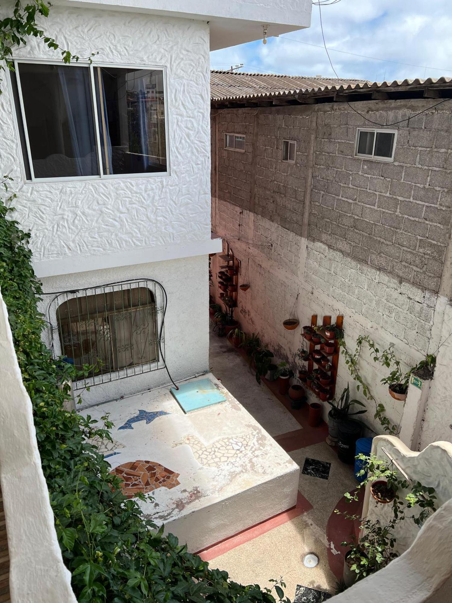 Hostal Cattleya Puerto Baquerizo Moreno Exterior photo